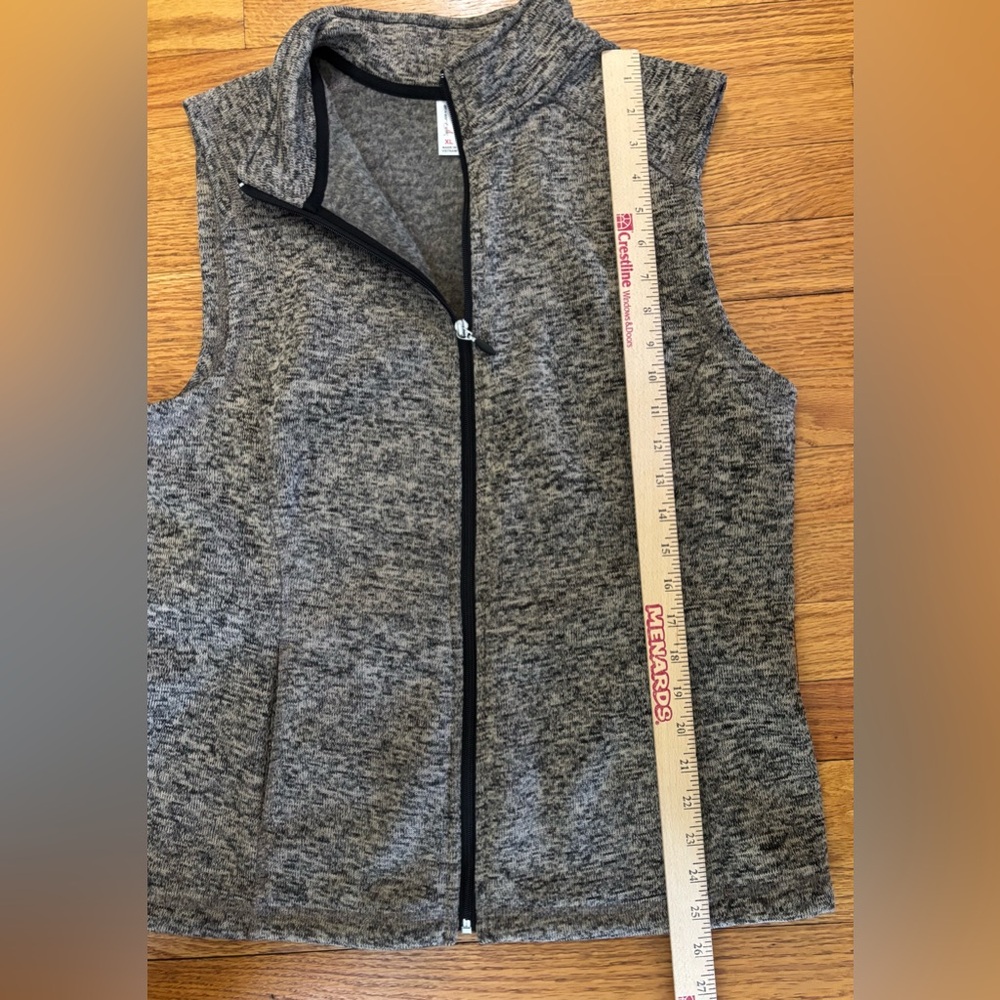 Exertek Vest Women’s XL Tan/Black Zip Front Pockets Outerwear 100% Polyester - Picture 6 of 6